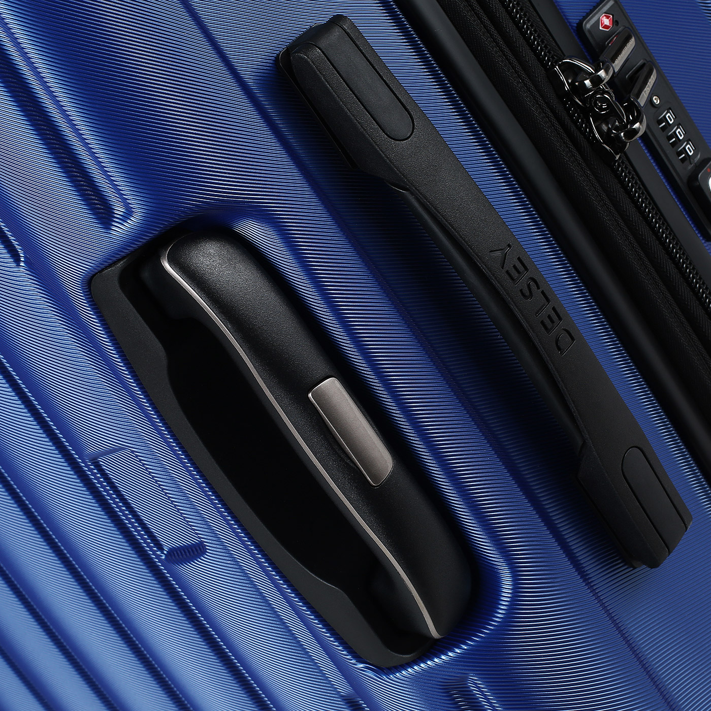 Чемодан очень большой XL из поликарбоната Delsey Shadow 5.0