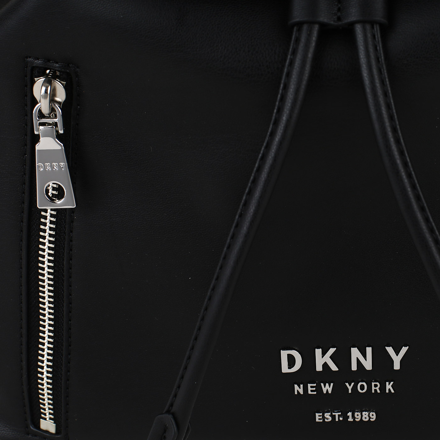 Рюкзак на магнитной кнопке DKNY Alixis